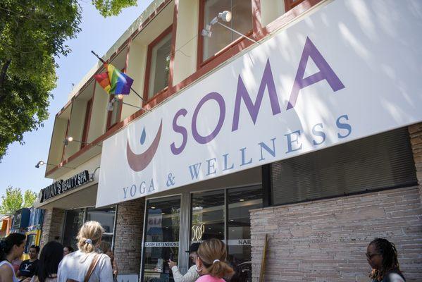 Soma studo front