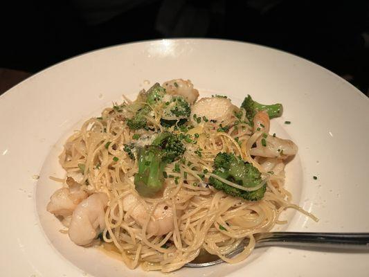 Shrimp and Scallop Scampi