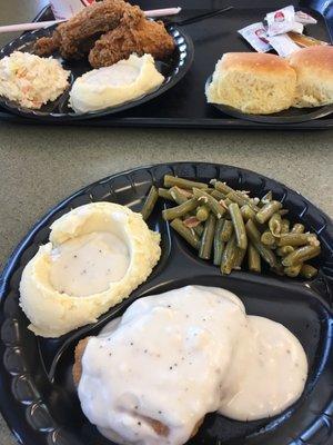 Yes I love Grandy's. Chicken fried steak is best. Chicken fried chicken has a weird texture. Love those rolls.