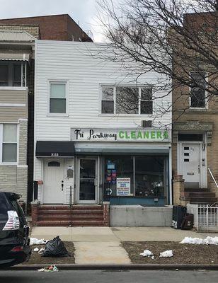 Tri-Parkway Cleaners