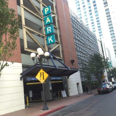 Entrance on Sixth St between K & L St.