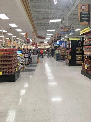 Price Chopper Catskill NY. Older store, fairly clean, not the best.