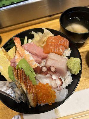 Chirashi lunch