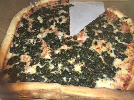 Pizza pie with spinach, small