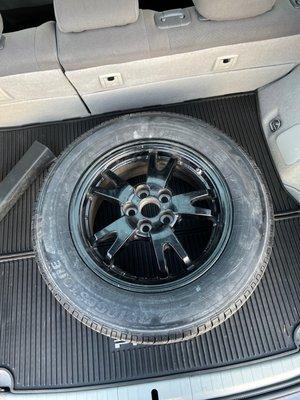 Tire that was ordered and mounted thus non available for refund