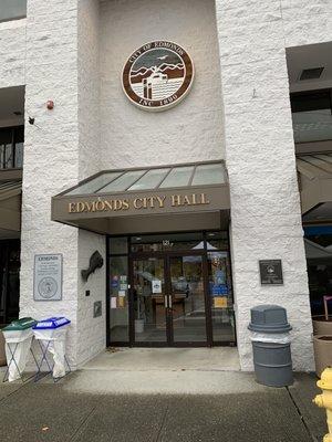 Edmonds City Hall entrance/exit, Saturday 9 November 2024.