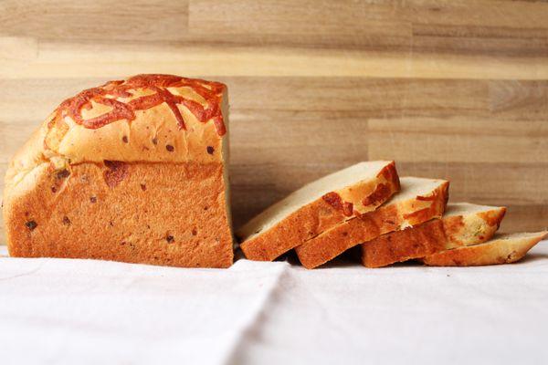 3-Cheese Jalapeño Loaf