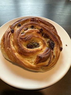 Pain au Raisin, simply incredible. Repost IG: billysalts.foodie