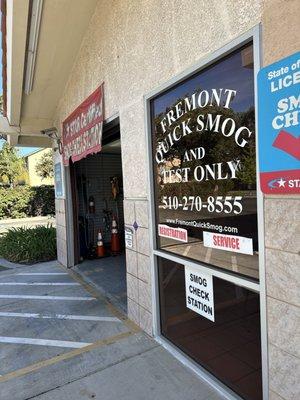 The best Smog Check Station in the Bay!