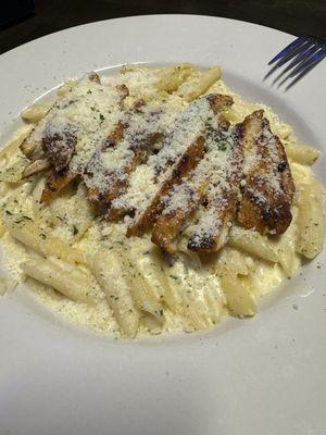 Gaven's Chicken Alfredo!