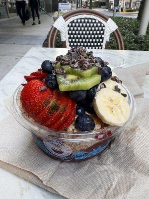 Custom açaí bowl