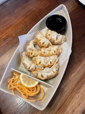 Pork Gyoza (7 Pieces)