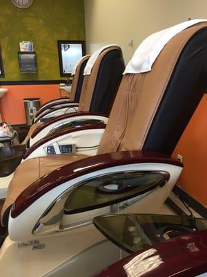 Nice, clean, new massage chairs with various settings. I hate going to get a pedicure and getting a bum chair or a broken remote