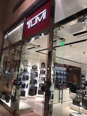 Tumi store inside of Lenox Mall