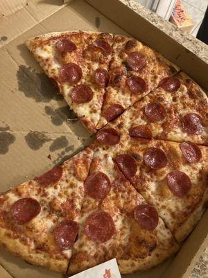 Pepperoni pizza... yum!