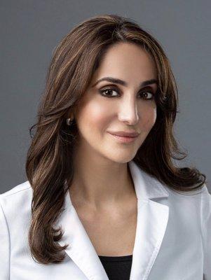 Dr. Jasmine Naderi