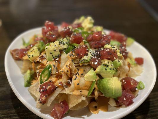 Poke Nachos