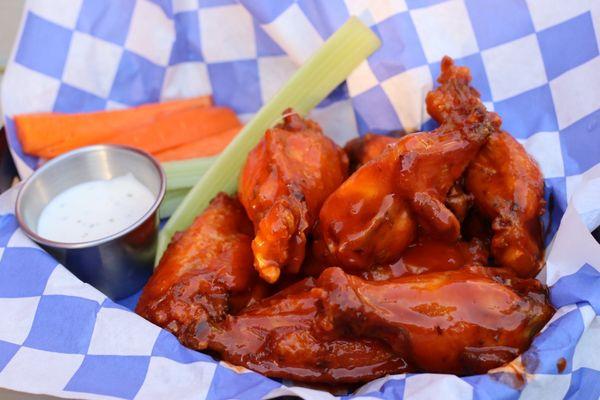 Buffalo wings. Average. Wings are frozen and skin is flabby and chewy. Meh.