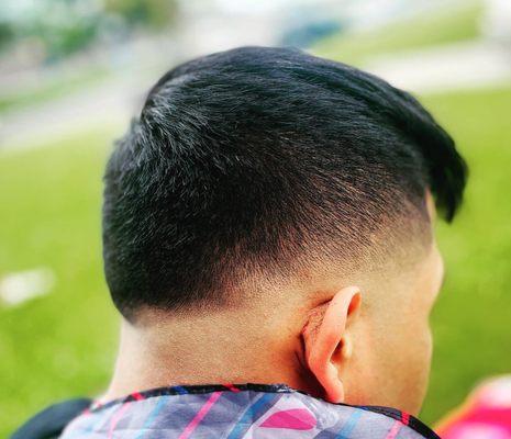 Mid fade