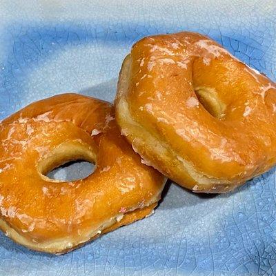 Glazed Raised Doughnuts