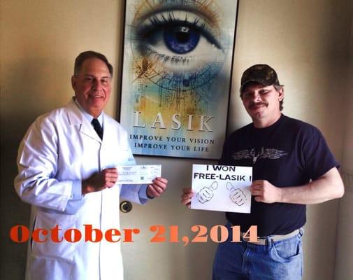 Stanley is another winner of our 1-In-40 FREE LASIK Drawing at New Vision Laser Center. He was thrilled to say the least!