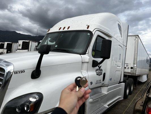 Semi truck all keys lost! We have keys for all makes and models!