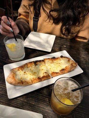 I was recommended the Garlic Bread, so good! Amalfi Coast & Midici Amaretto Sour, strong drinks, they don't play around.