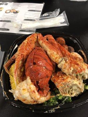 Crab and lobster platter