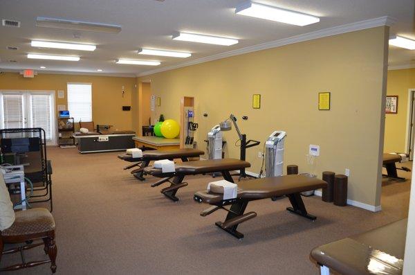 Auto Injury Medical and Chiropractic Services - North Tampa Therapy Equipment