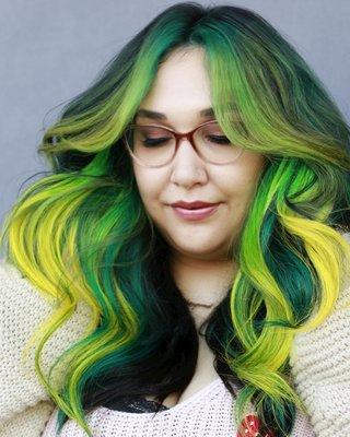 Custom Vivid Green to yellow colormelt + tape in extensions