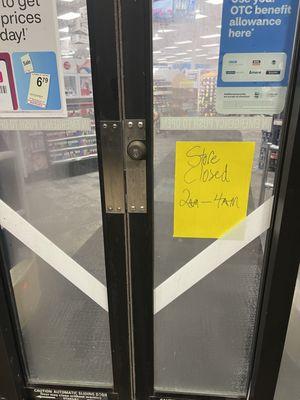 Store closed because the employee is sleep in the car. Wow!