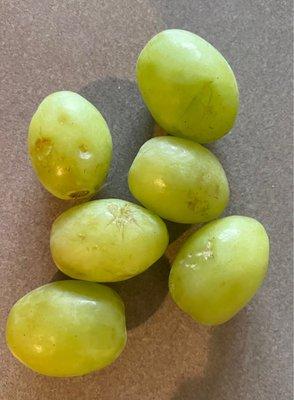 Full portion of grapes