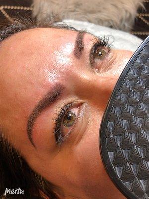 3D  shadowing eyebrows