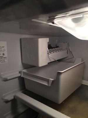 This is a Whirlpool ice maker install