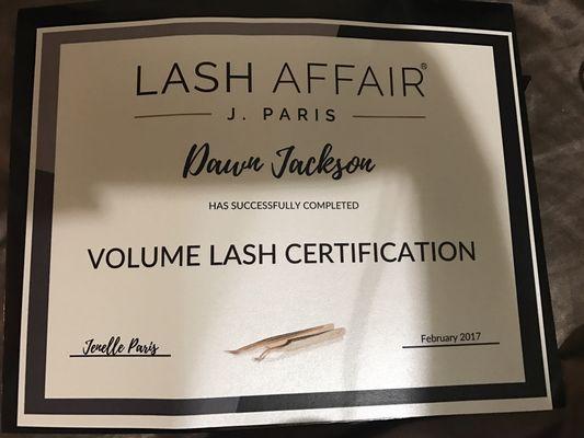 Volume lash certified