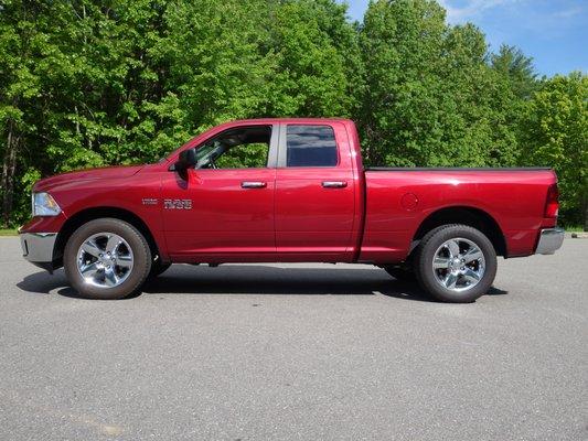 2014 Ram 1500 Quad Cab 4x4. Complete photo gallery, Car Fax report and full details  On our homepage: www.automartusedcars.com