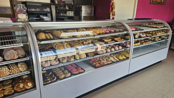 Bakery counter