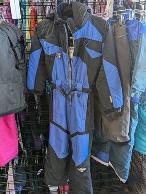 Ski suit