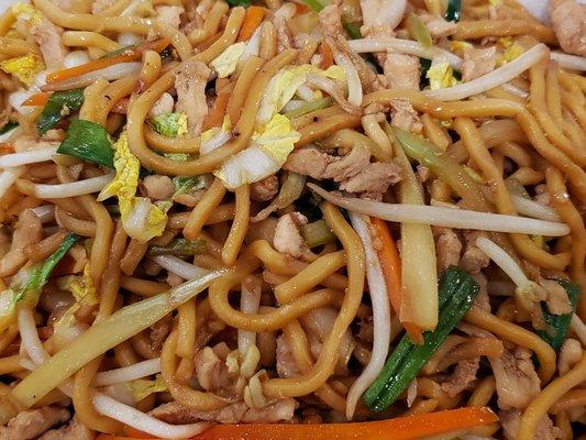 Chicken lo mein