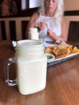 Pina colada smoothie