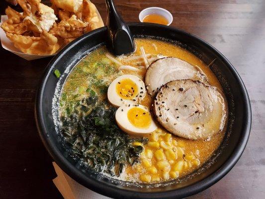 Hawaii Poke & Ramen