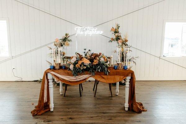 Sweetheart table