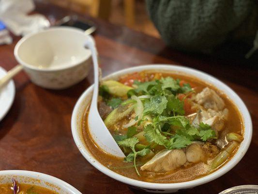 Cahn Chua Ca Bong Lau (Catfish Soup) : Yummy!