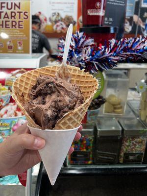 Chocolate devotion medium cone