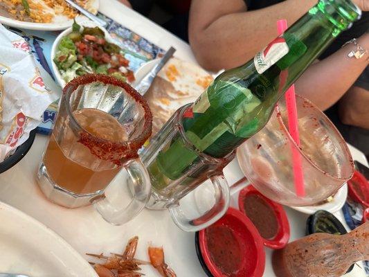 Empty drinks.... 20 mins before they came back to the table.