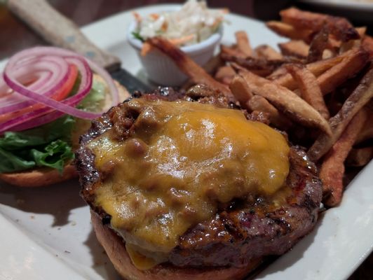 Roadhouse Burger with Chili and Cheddar