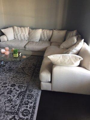 The awesome waiting area sectional