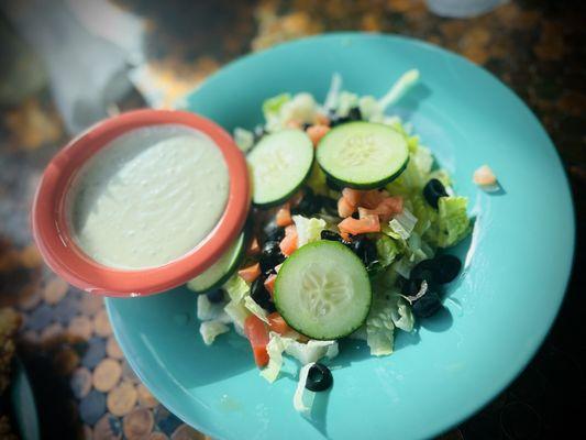 Side salad with SURPRISINGLY spicy jalapeño ranch. Excellent!