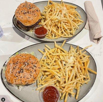 M.O.M. Burgers for 2