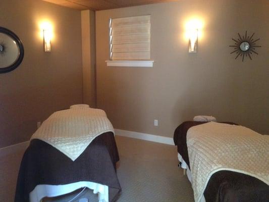 Couples massage room